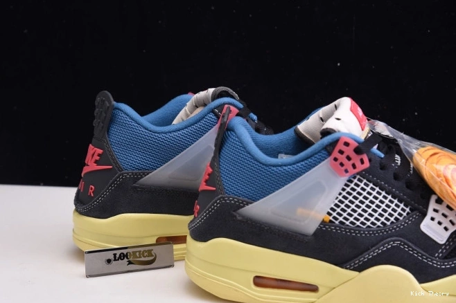 Kicked Out Shoe Store DC9533-001 UNION NOIR JORDAN AIR OFF RETRO 4 0703